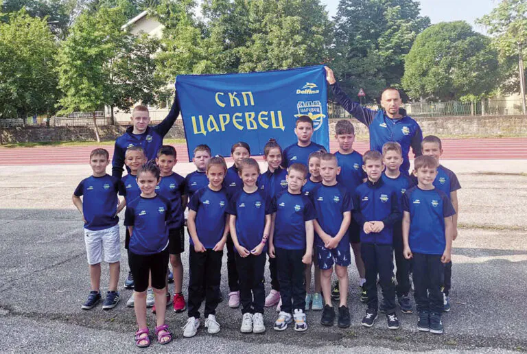 Плувците на СКП “Царевец” с куп отличия