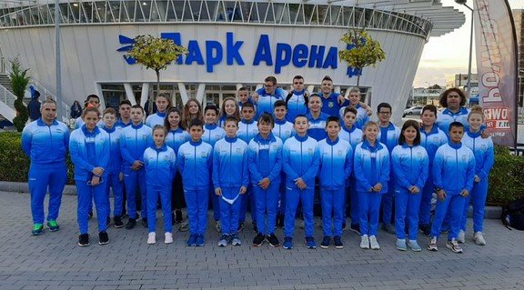 Пет златни медала за „Царевец“